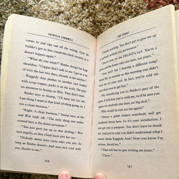 Patricia Cornwell At Risk & The Front Novels The Win Garano Series of 2 Complete - Picture 12 of 15